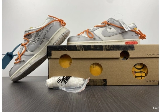 Lot O-W Low DM1602-104 Dunk Nike 44 0901